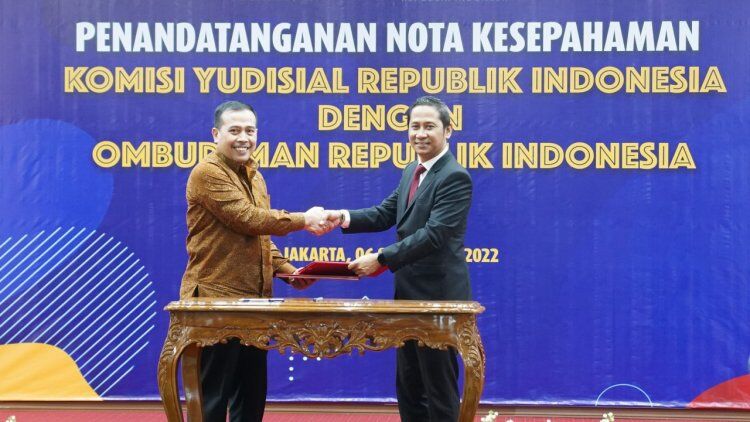 Awasi Hakim dan Pelayanan Publik, KY-Ombudsman Tandatangani MoU