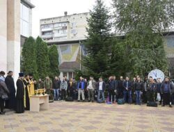 Ukraina: Komcad Rusia yang Dikirim Perang Berlomba Ingin Menyerah