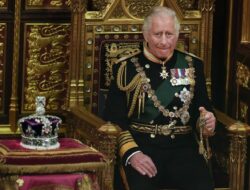 Di Pidato Pertamanya, Raja Charles III Janji Melayani Seumur Hidup