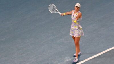TENIS — Atasi Perlawanan Kostyuk, Swiatek Melangkah ke Final Indian Wells
