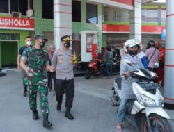 BBM Naik, Kapolres Jember dan Kodim Pantau Sejumlah SPBU
