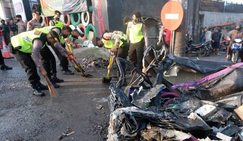Simpang Empat Kertek