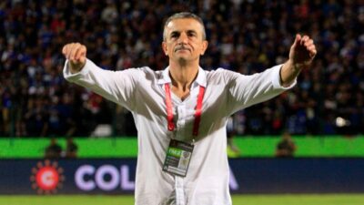 Milo Puji Anak-anak Persis Solo Karena Mampu Singkirkan Persib Bandung dari Semi Final Piala Presiden 2024