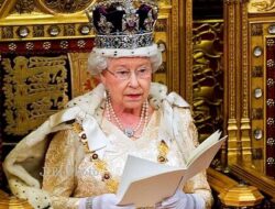 Peti Jenazah Ratu Elizabeth Bakal Dibawa Pelan-pelan di Edinburgh
