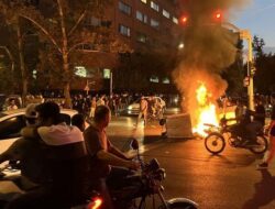 Korban Tewas Demo Kematian Mahsa Amini Tembus 92 Orang