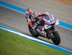 GP Australia: Martin Pole Position, Marc Marquez di Belakangnya