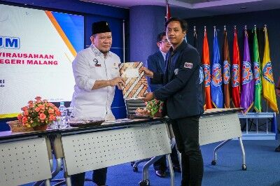 Ketua DPD RI Terima Kajian Strategis dari BEM Polinema 