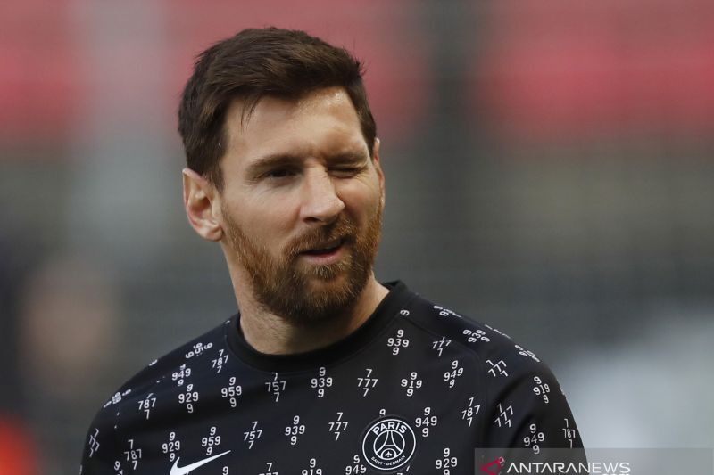 Lewandowski Berharap Messi Kembali ke Barcelona