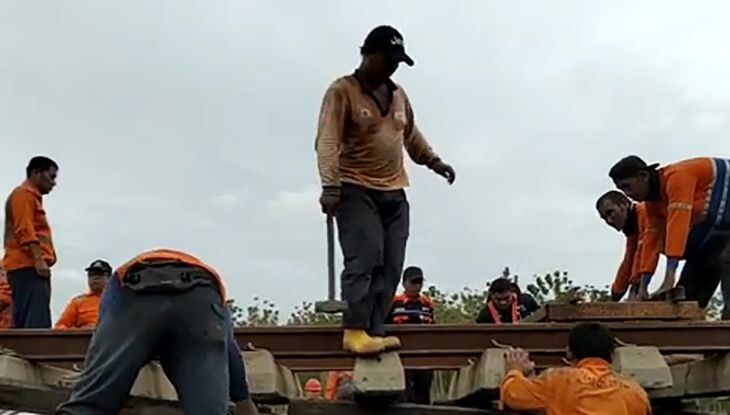 Jalur Kereta