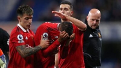 Cedera Saat Lawan Chelsea, Varane Terancam Absen di Piala Dunia 2022?