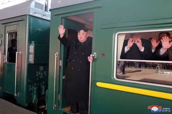 Gunakan Kereta Api, Kim Jong Un Diam-diam Kirim Senjata ke Rusia
