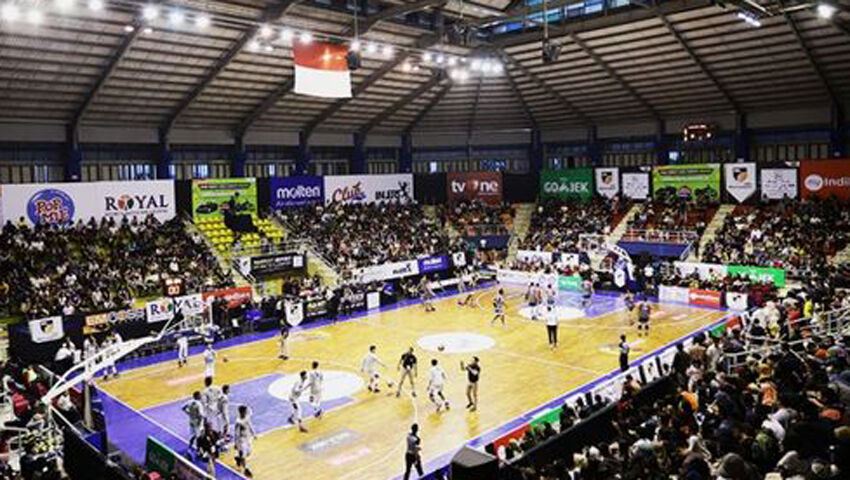 BOLA BASKET - Kandaskan Evos, Satria Muda Juara Grup IBL Indonesia Cup 2022
