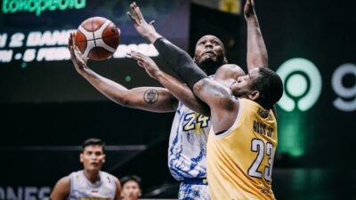 Kalahkan Tangerang Hawks, Prawira Bandung Perkokoh Juara Grup IBL Indonesia Cup 2022