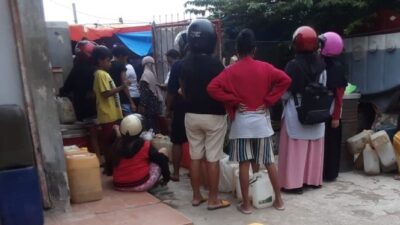 Warga Kota Kupang Keluhkan Mahalnya Harga Minyak Tanah, Harganya Capai Rp15 Ribu