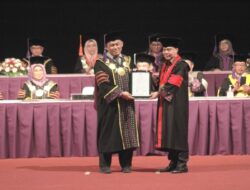 Dasco Dikukuhkan Sebagai Profesor Bidang Ilmu Hukum