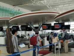 Penumpang Pesawat di Bandara Sepinggan Balikpapan Alami Peningkatan saat Libur Nataru