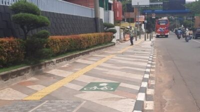 Keberadaan Trotoar di DKI Belum Ramah untuk Difabel
