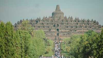 Penganut Buddhis Nilai Pemasangan Stair Lift di Candi Borobudur Merupakan Bentuk Keterbukaan