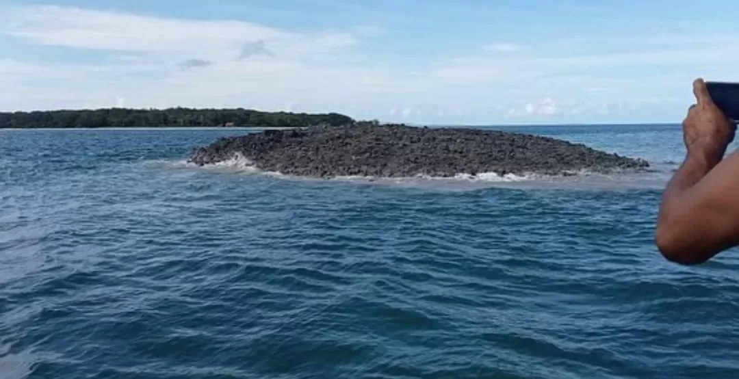 Sebuah Pulau Muncul di Kepulauan Tanimbar Setelah Gempa