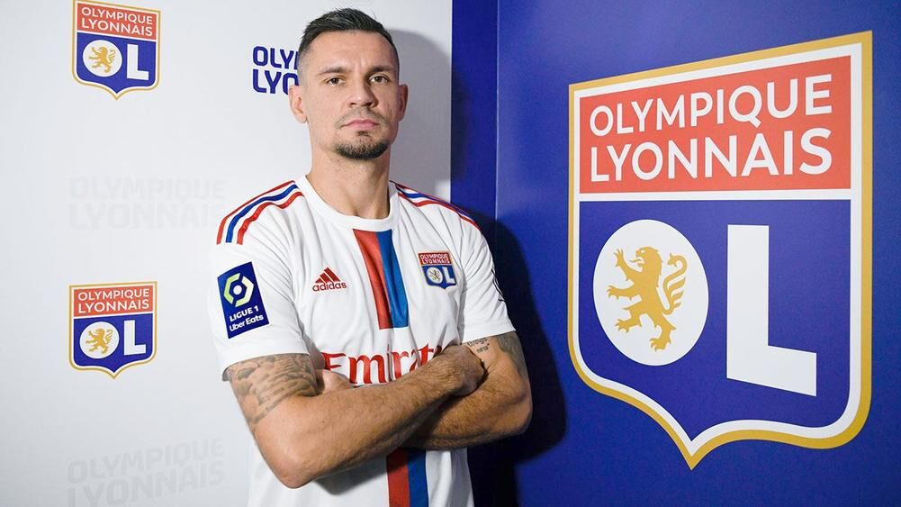 Lyon Resmi Dapatkan Dejan Lovren dari Zenit