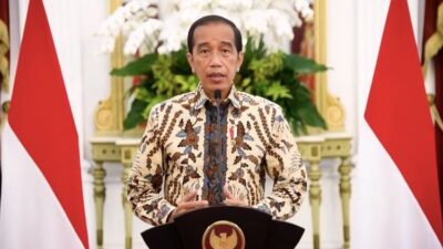 Presiden Jokowi, Kartu Kredit