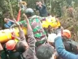 Bersama Tim Lainnya, Kapolda Jambi Berhasil Dievakuasi