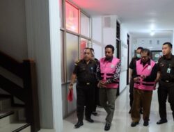 Kejari Jember Tahan Kades dan ASN karena Korupsi Dana Desa