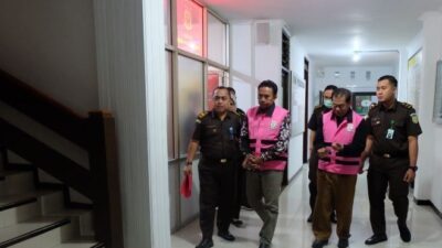Kejari Jember Tahan Kades dan ASN karena Korupsi Dana Desa