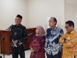 Putusan Biaya Haji Tak Jadi Diumumkan Malam Ini, DPR: Belum ada Kesepakatan Kita dengan Pemerinah