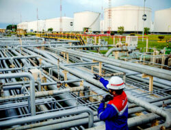Pertamina Balongan Pastikan Pasokan BBM ke Plumpang Lancar