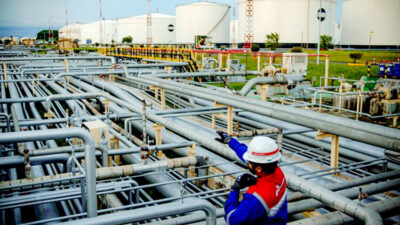 Pertamina Balongan Pastikan Pasokan BBM ke Plumpang Lancar