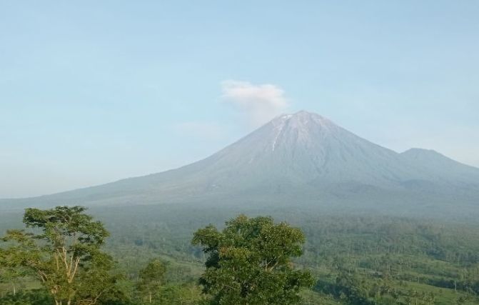 Gunung Semeru