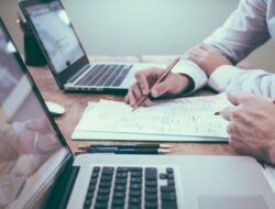 Grammarly Umumkan Pemecatan 230 Karyawan