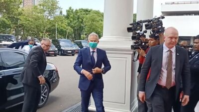 Rosan Akui Eks PM Inggris Tony Blair Jadi Salah Satu Dewas Danantara