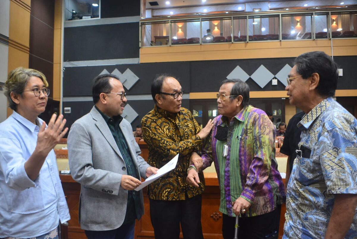 Sambangi DPR, Pemilik dan Penghuni Apartemen GCM 'Ngadu' Soal PT Duta Pertiwi