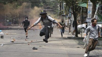 50 Orang Dilaporkan Tewas dalam Serangan Militer Myanmar