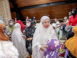 Salat Ied di Masjid At-Taufiq, Puan Ajak Masyarakat Lebaran dengan Hati Gembira