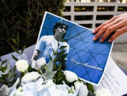 Delapan Profesional Medis Akan Diadili terkait Kematian Diego Maradona