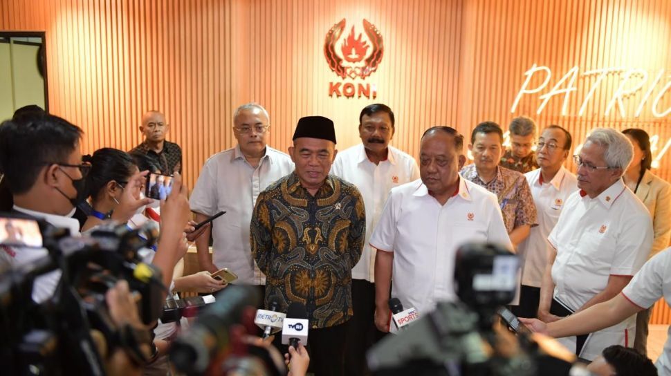 ASIAN PARA GAMES 2023 -- Menko PMK Pastikan Peraih Medali Dapat Rumah