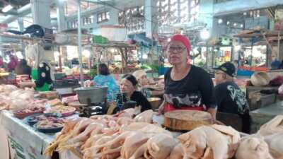 Harga Daging Ayam dan Cabai Rawit Naik Menurut Bapanas