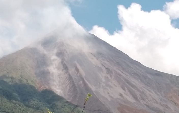 Gunung Karangetang
