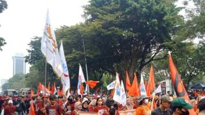 Gubernur Jabar: Hari Buruh Internasional Momentum Pererat Kebersamaan