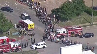 Penembakan Massal di Texas Tewaskan 8 Orang, AS Kibarkan Bendera Setengah Tiang