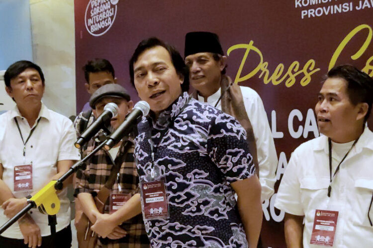 PEMILU 2024 -- Perolehan Suara Sementara Caleg Komeng Tembus 700 Ribu