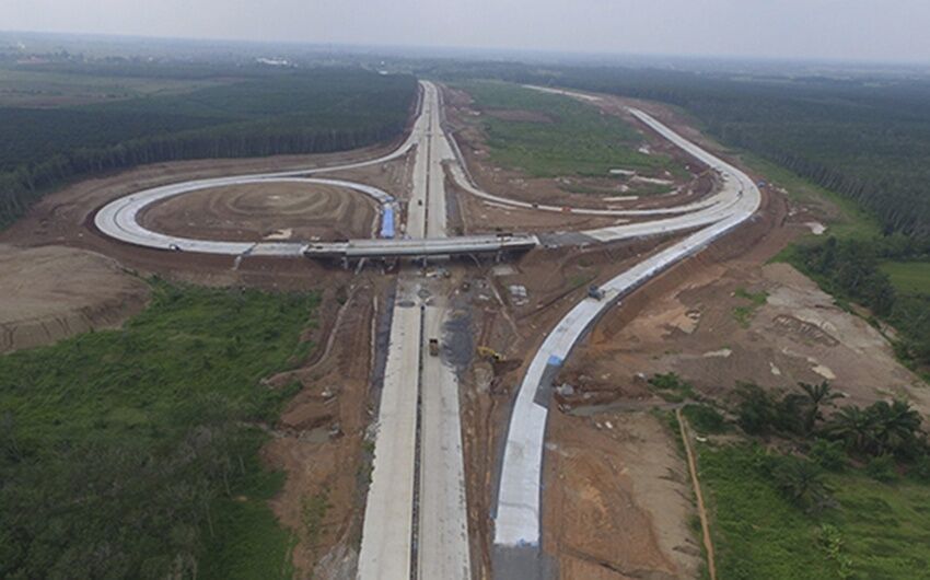 Palembang-Betung, Jalan Tol Padang, Serpan