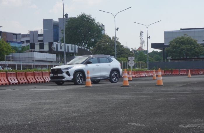 All New Yaris Cross