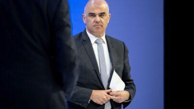 Parlemen Swiss Menentang Proposal Pengiriman Senjata ke Ukraina