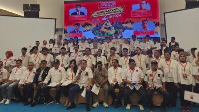 Hasto Tak Persoalkan Relawan Jokowi Sulsel Dukung Bakal Capres Prabowo
