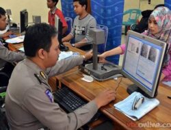 ATURAN BARU  — Bikin SIM Wajib Punya Sertifikat Pendidikan Mengemudi dan BPJS Kesehatan
