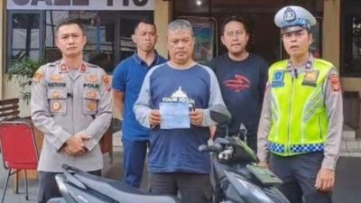 Polisi Tilang Pemotor yang Ngaku Anggpta Polri di Jagakarsa